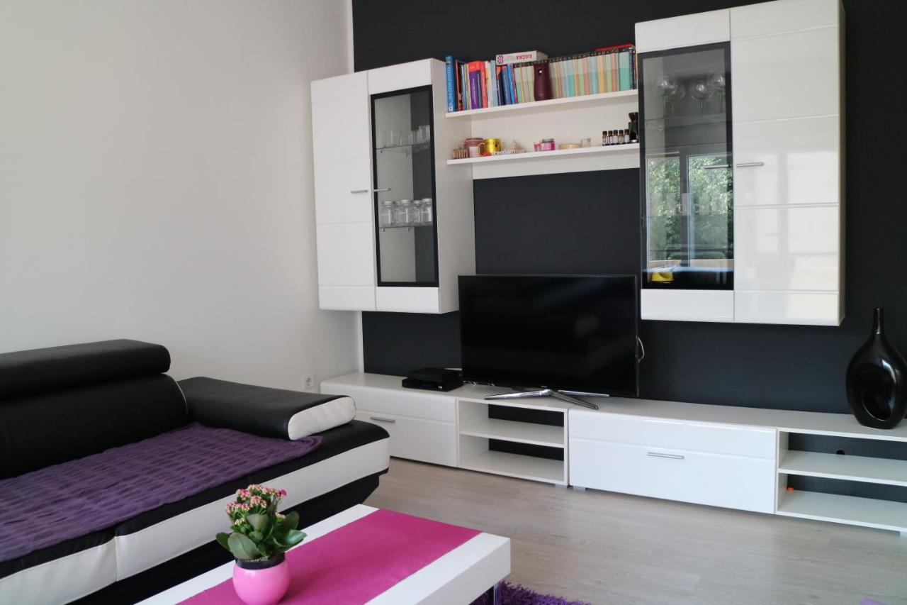 Apartman Mark Apartment Pula Exterior photo
